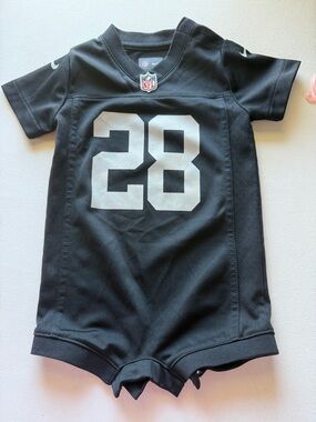 NFL Raiders Black Infant On-Field Romper with White and Red Shield size 6/9